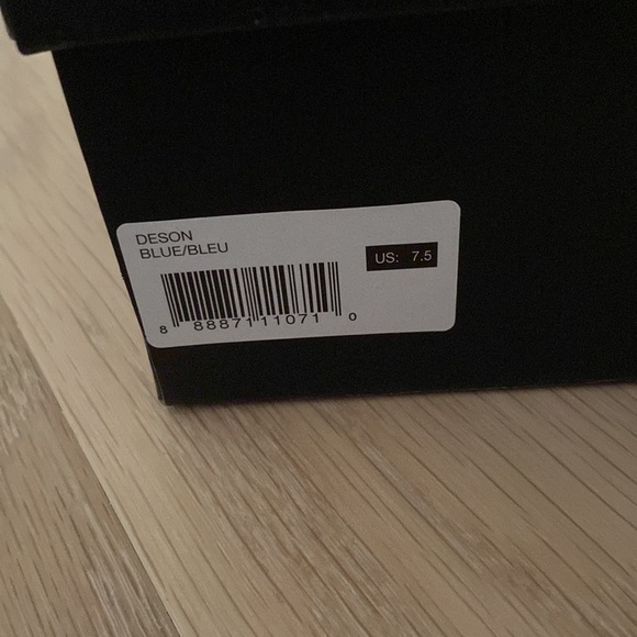 Lord & Taylor Deson blue heels suede size 7.5 - Picture 8 of 8
